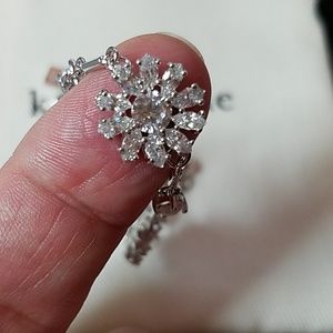 kate spade Jewelry - Kate Spade Crystal Daisy Bracelet kate spade Jewelry - Kate Spade Crystal Daisy Bracelet
